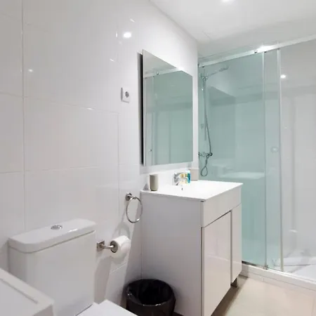 Ferienwohnung Beautiful Flat A Stone'S Throw From The Retiro-Vill Madrid Exterior foto